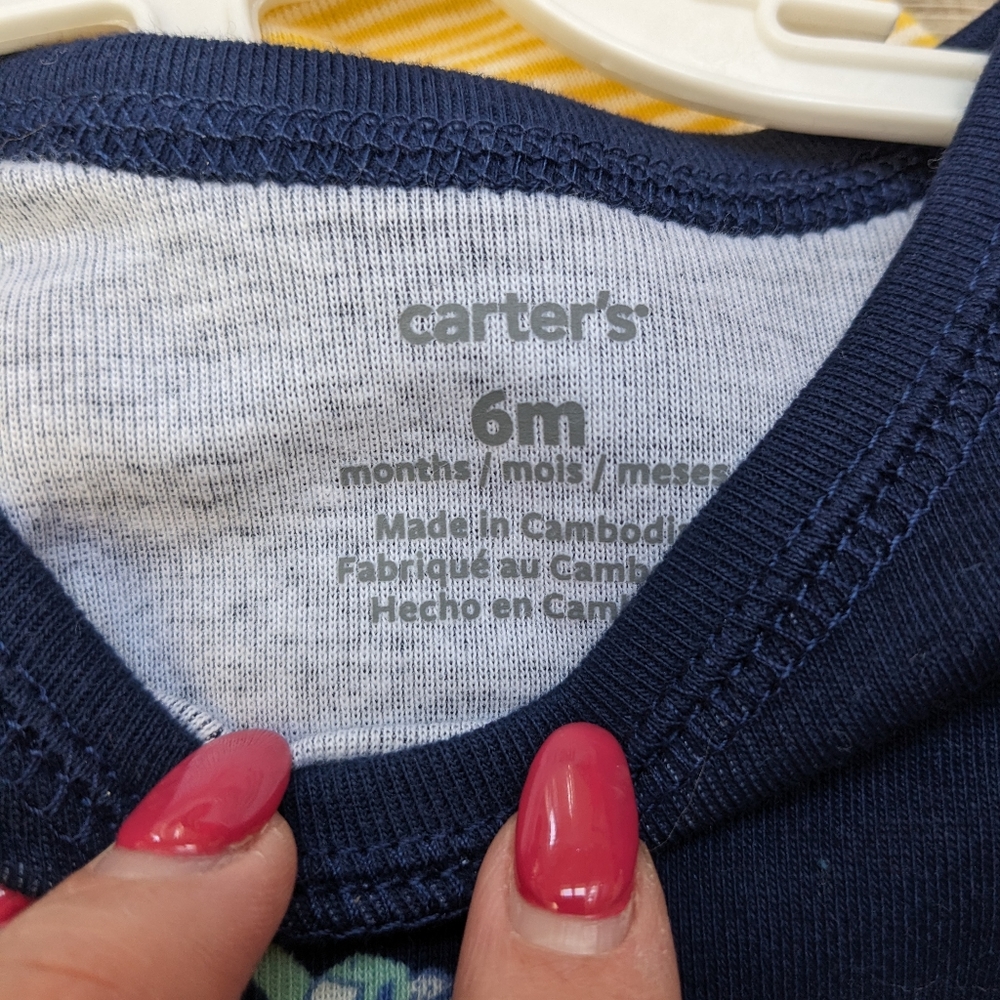 NWT Carter's 3 Piece Set, 2 Outfits and 1 Hat Size 6 Months - Picture 2 of 9